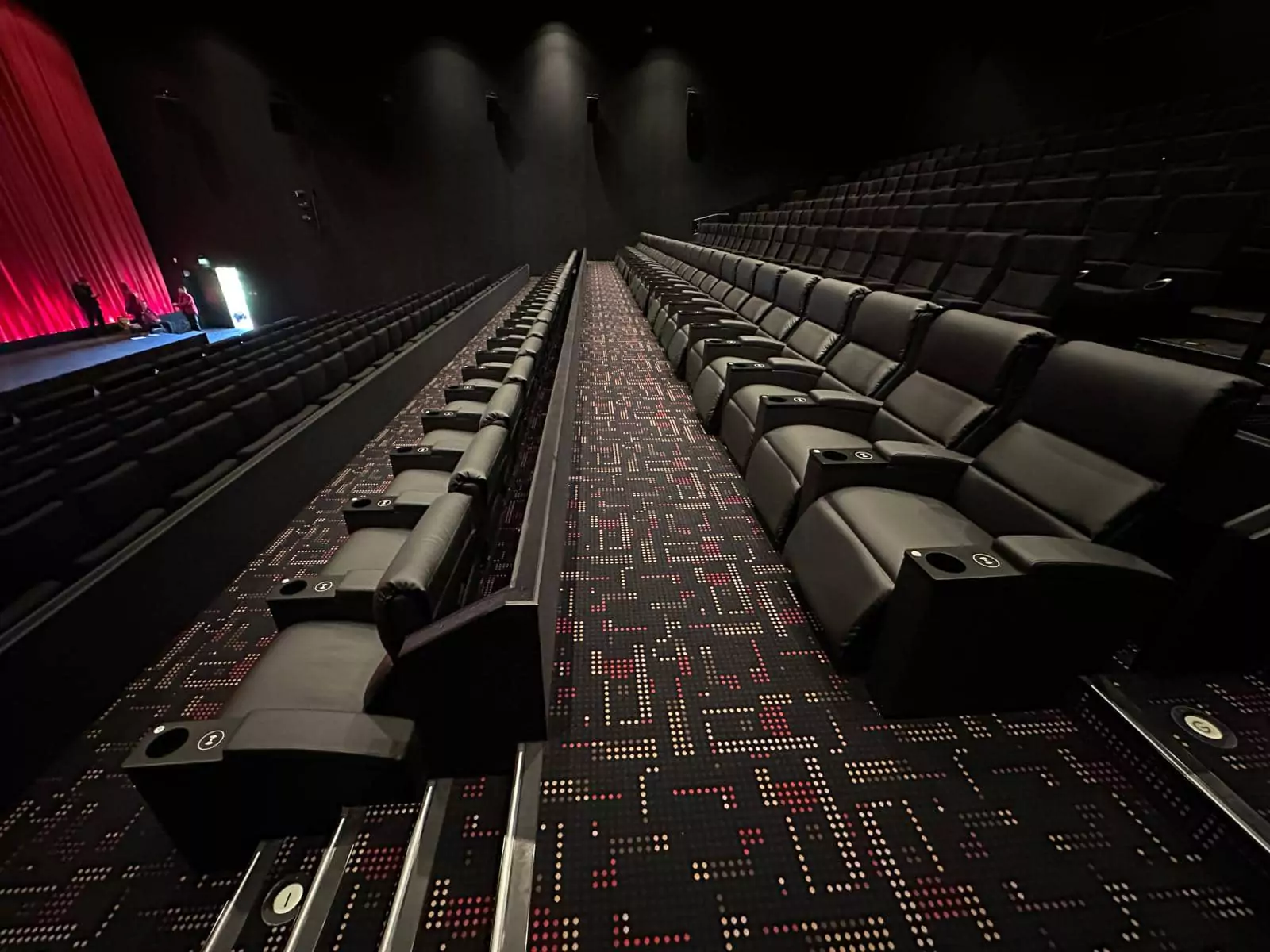 europe cinema seats